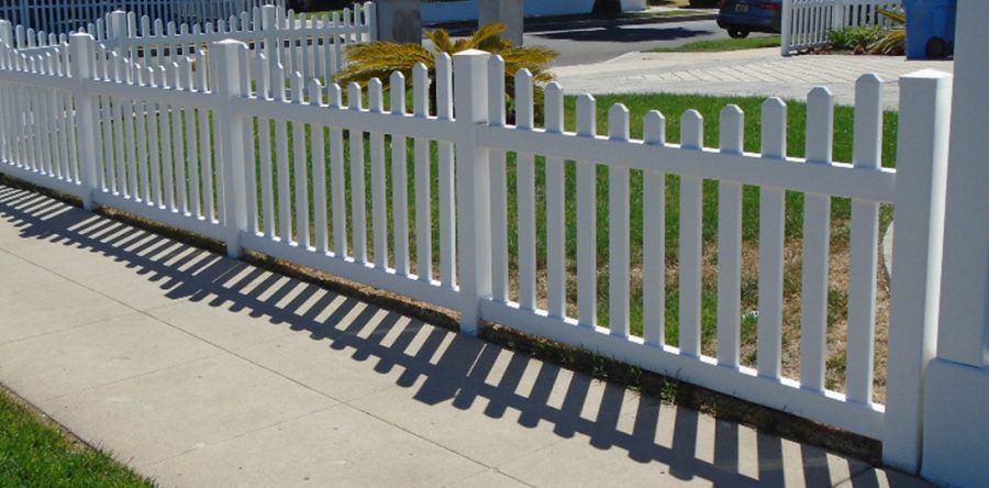 Vinyl Spaced Picket Fencing